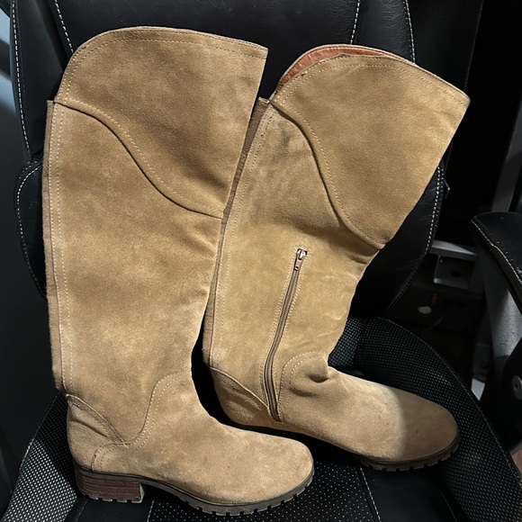 Made by Lucky🍀Brand they are size 8M Beige Swede knee highs. - Picture 3 of 5